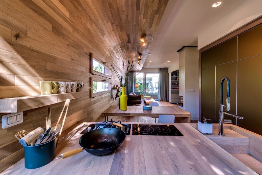 Дерево в интерьере