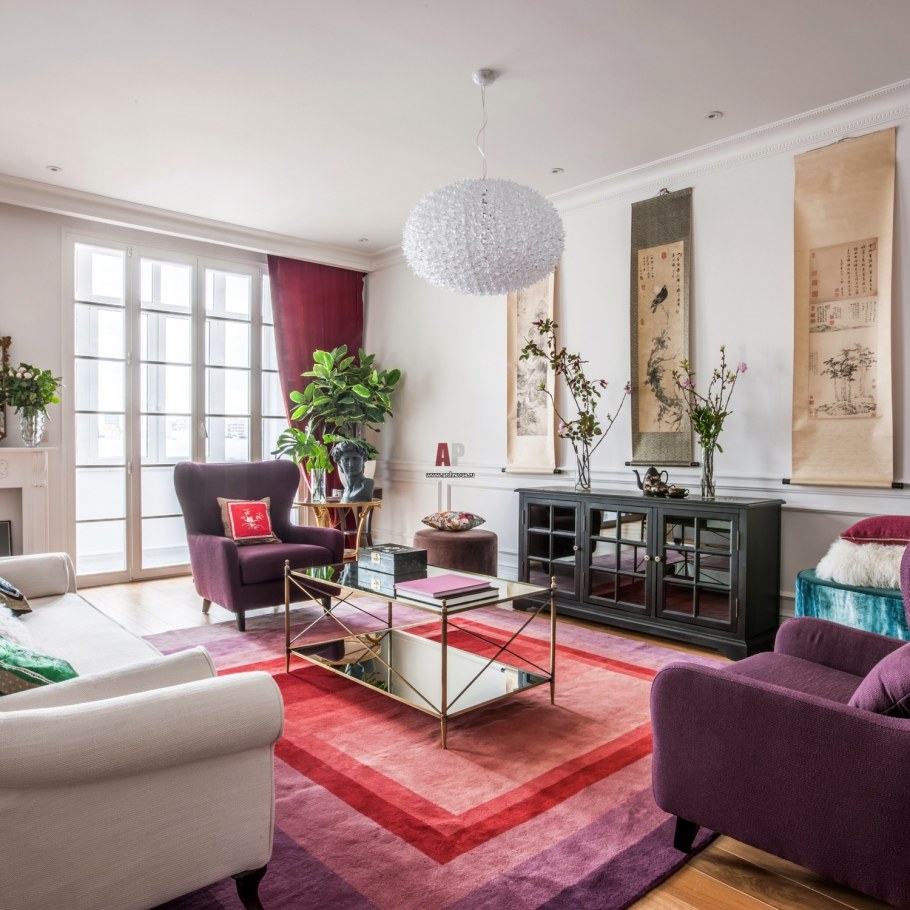 Яркая гостиная Неоклассика