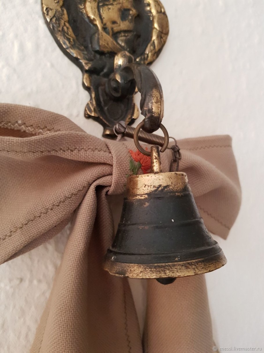 Сонетка из гобелена