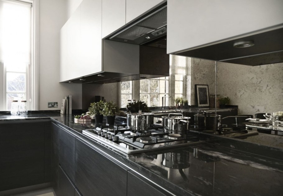 Черно серебристая кухня
