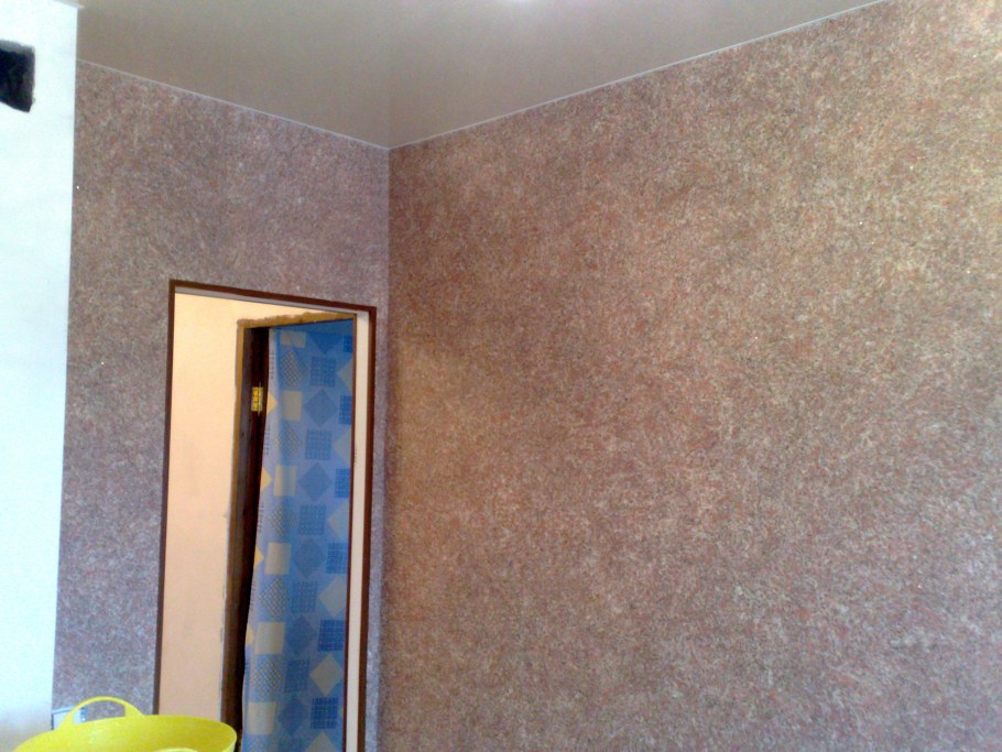 Нанесение жидких обоев с рисунком