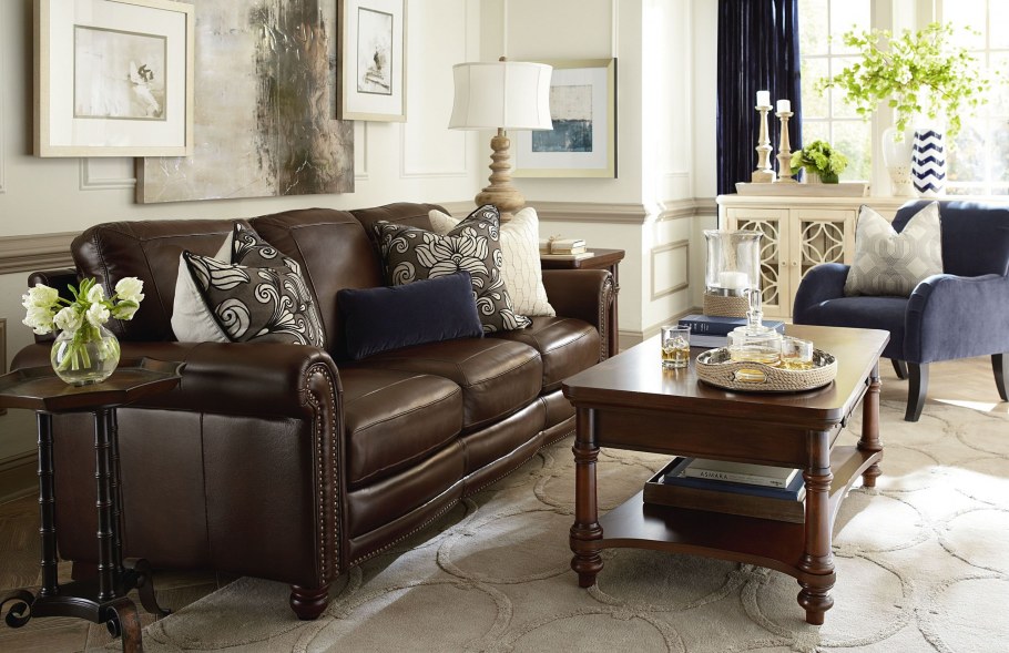 Кожаные диваны и кресла интерьер