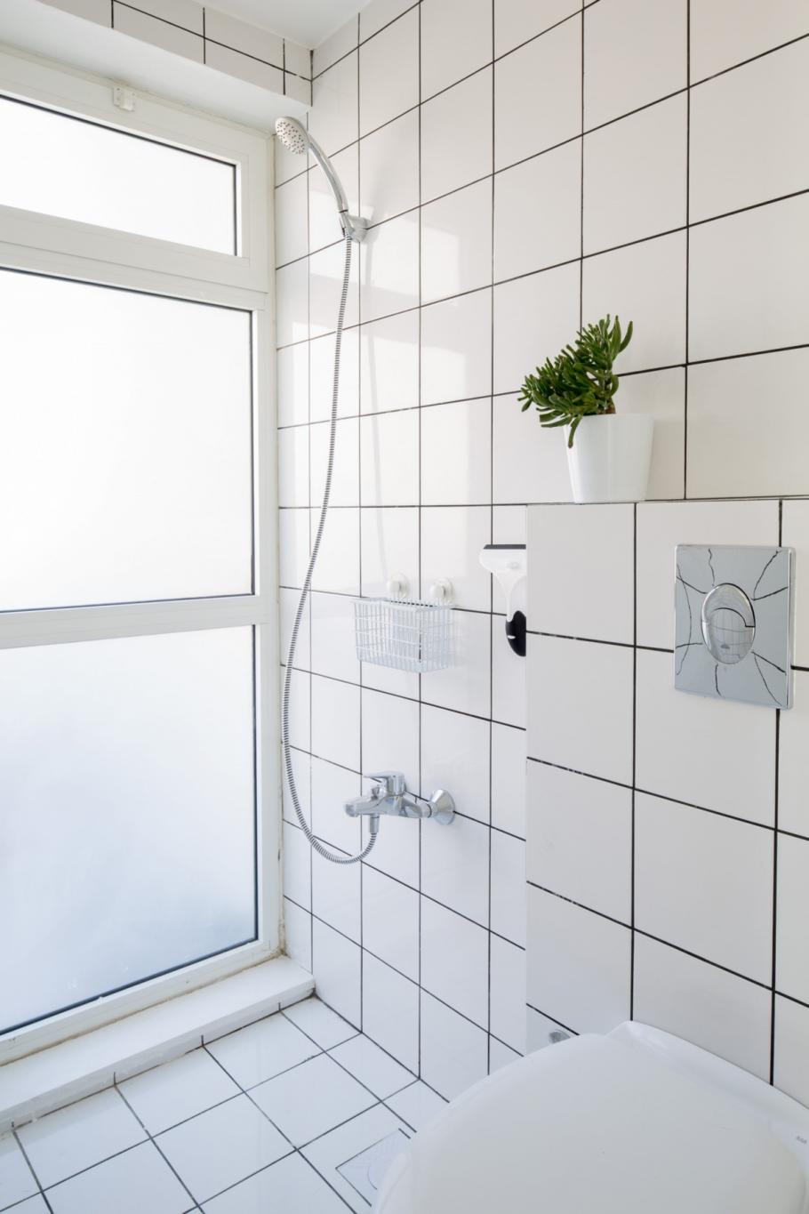 Белая квадратная плитка