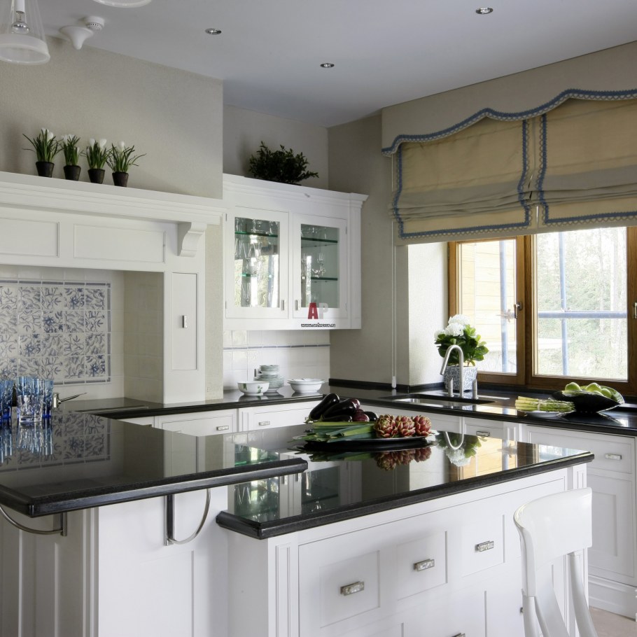 Остров на кухне в стиле арт деко