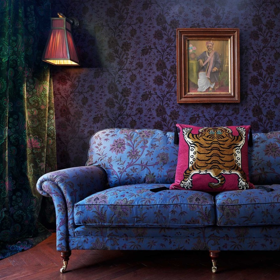 Индия диван деревянный