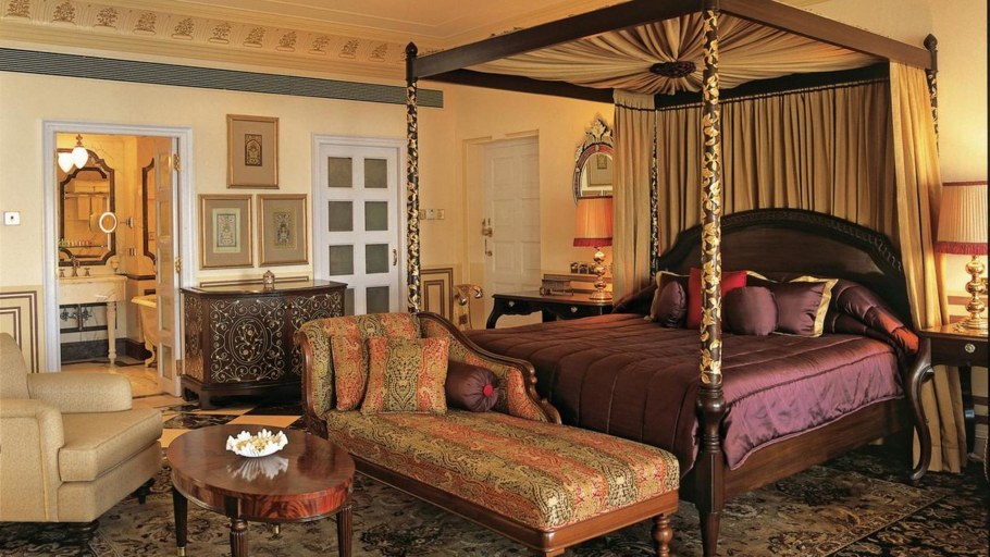 Кресла мягкие индийский стиль для гостиной