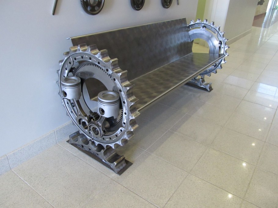 Мебель из автозапчастей