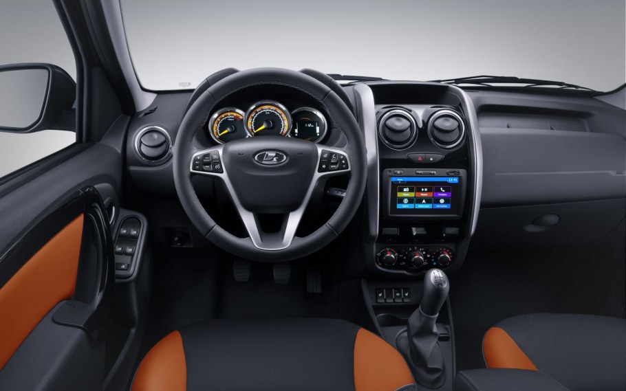 Lada Largus Cross салон