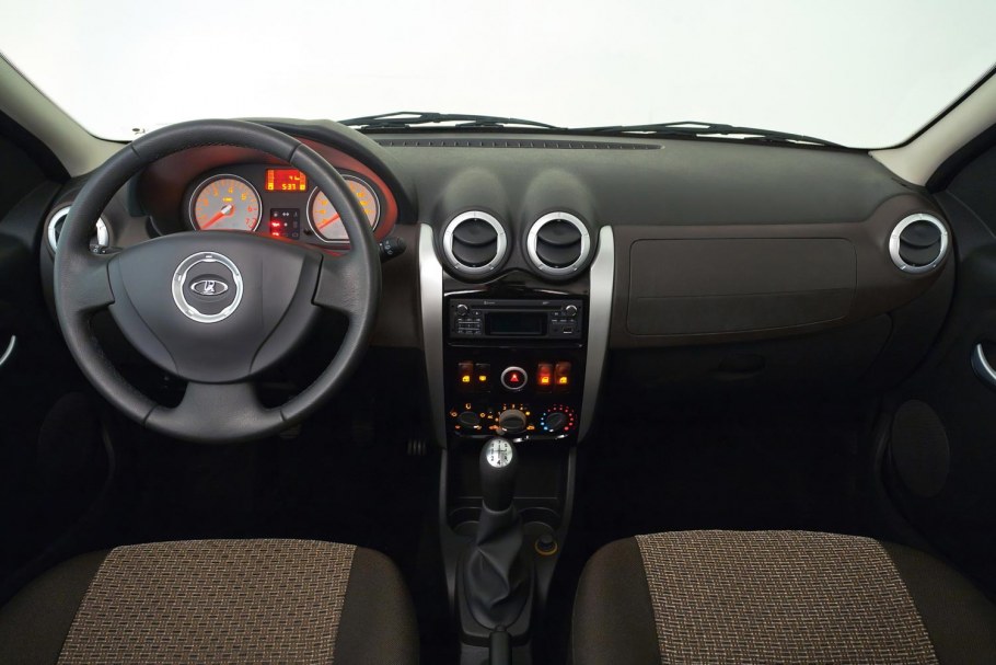 Lada Largus 2019 салон