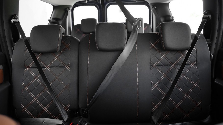 Лада Ларгус кросс 7 местный