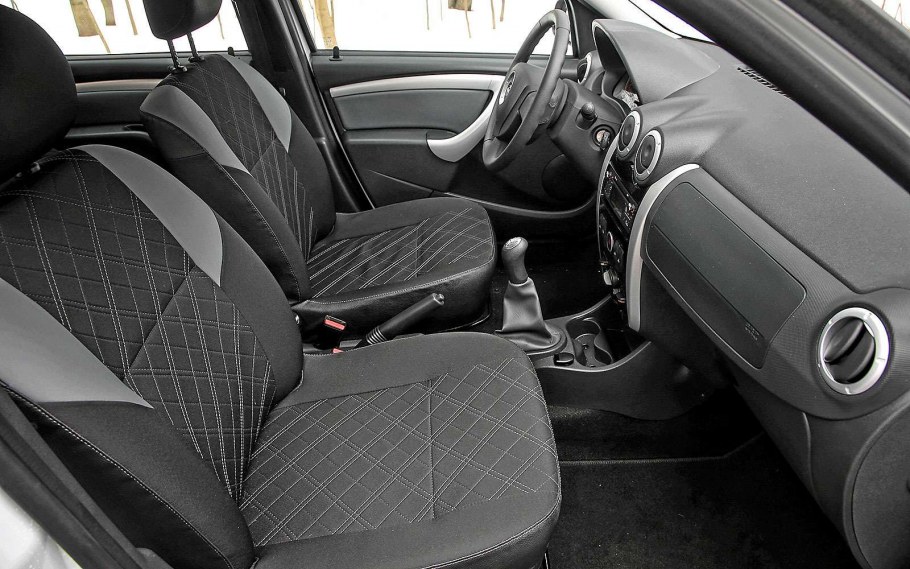 Лада Ларгус кросс салон