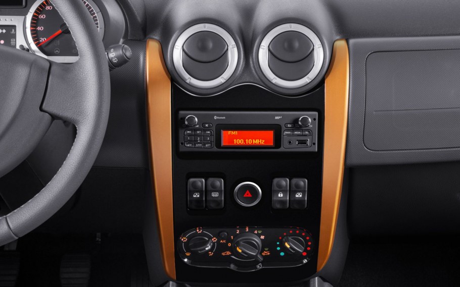 Лада Ларгус кросс Quest 2020