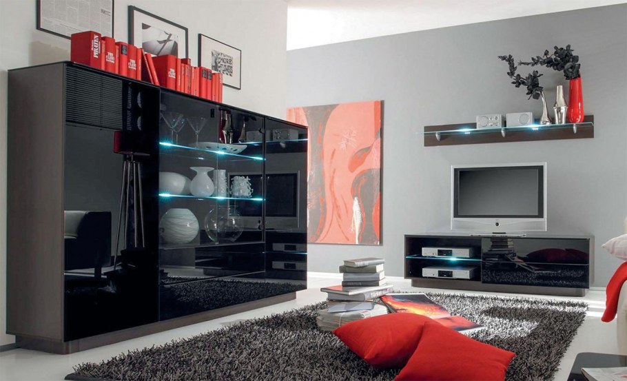 Стенка красная