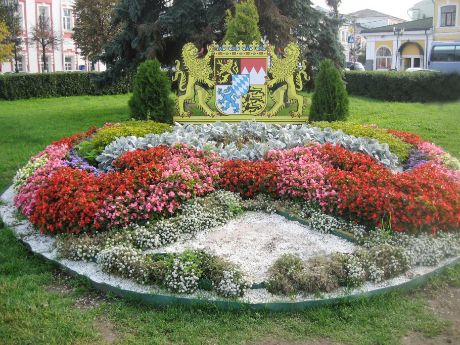 Клумба симметрия