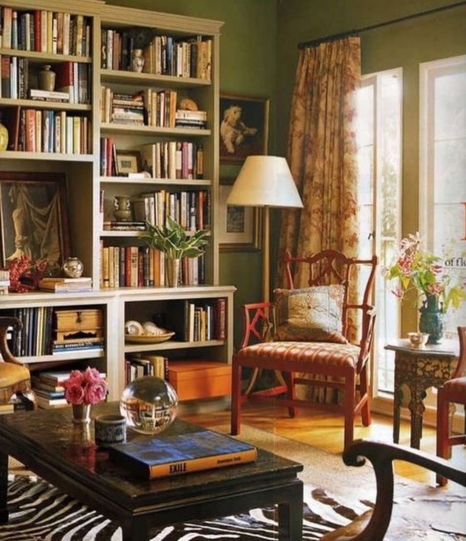 Кто делает дизайн в Британике