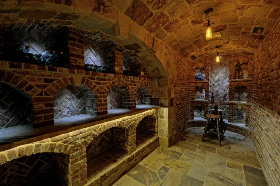 Атос винный погреб