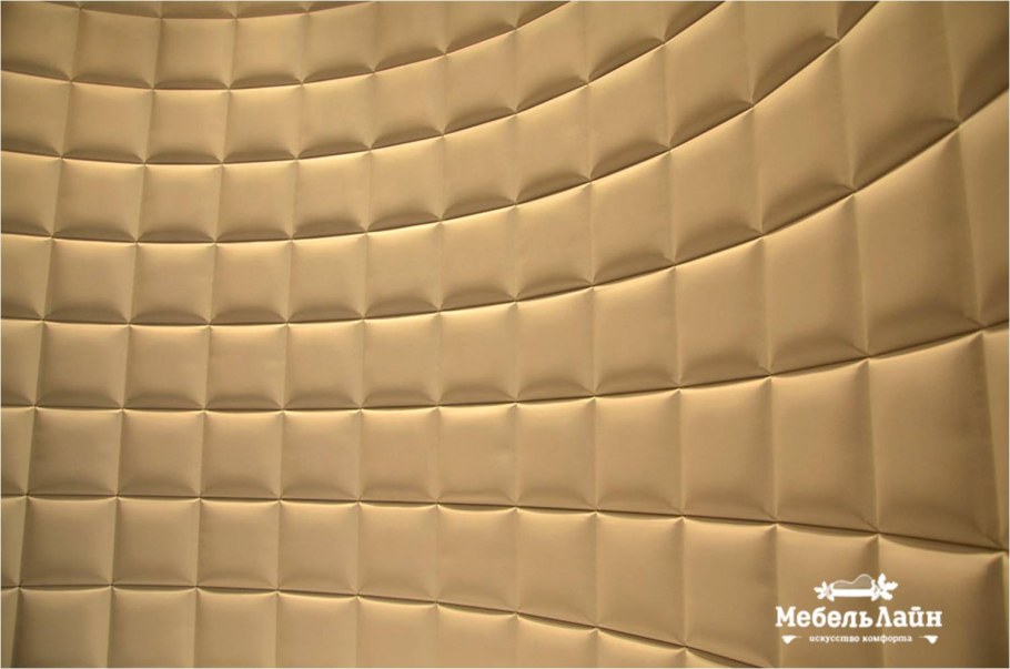 Панель с мягкой обивкой