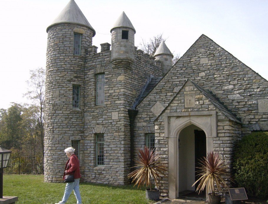 Дом крепость