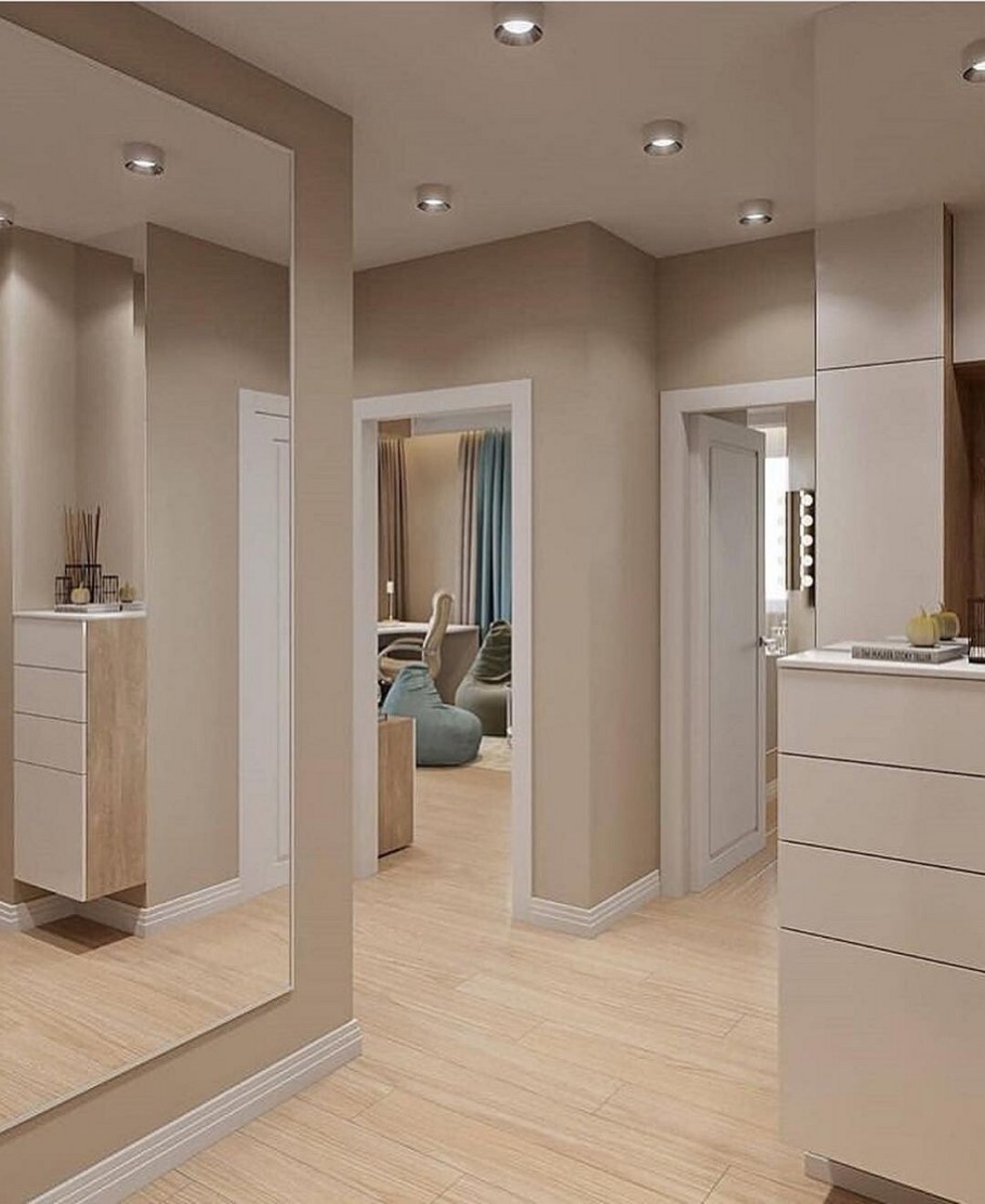 Бежевая прихожая