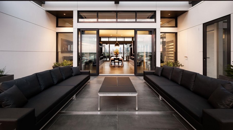 Пентхаус в стиле Хай тек