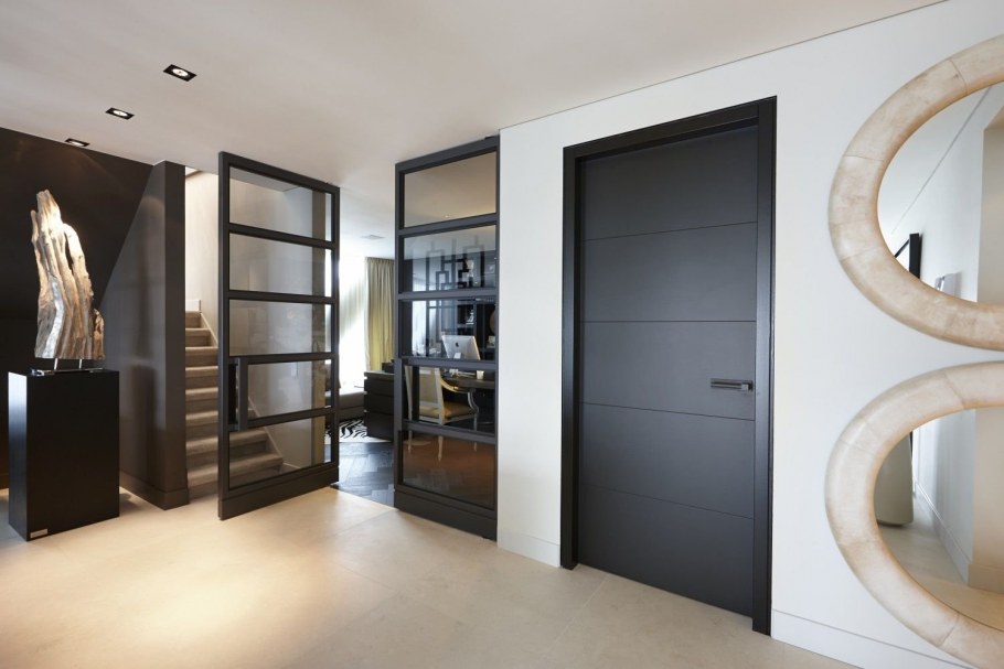 Межкомнатные двери хайтек