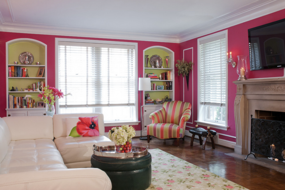 Розовый интерьер гостиной