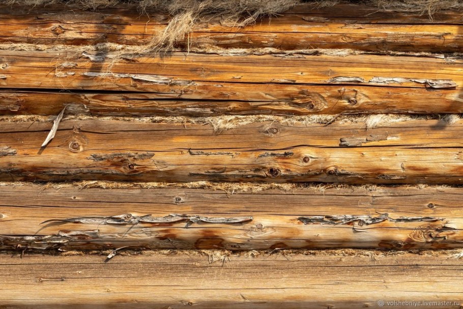 Старая деревянная стена