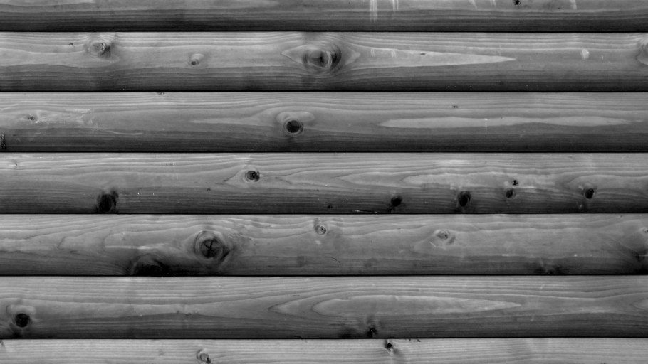 Старая бревенчатая стена