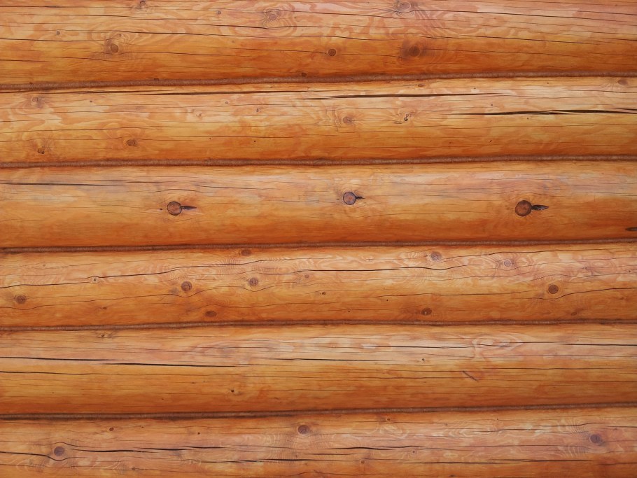 Деревянные бревна