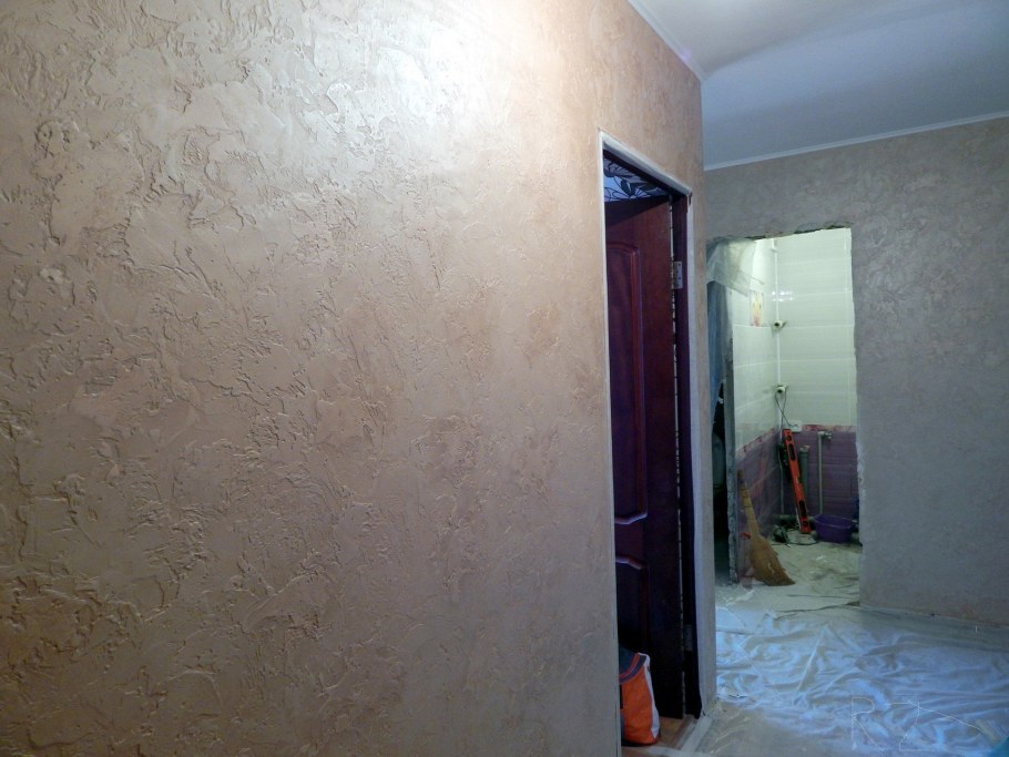 Декоративная штукатурка венецианская короед