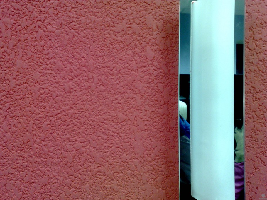 Штукатурка короед в коридоре