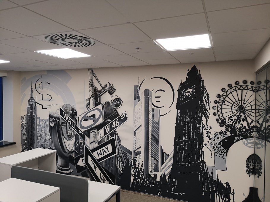 Художественное оформление стен в офисе