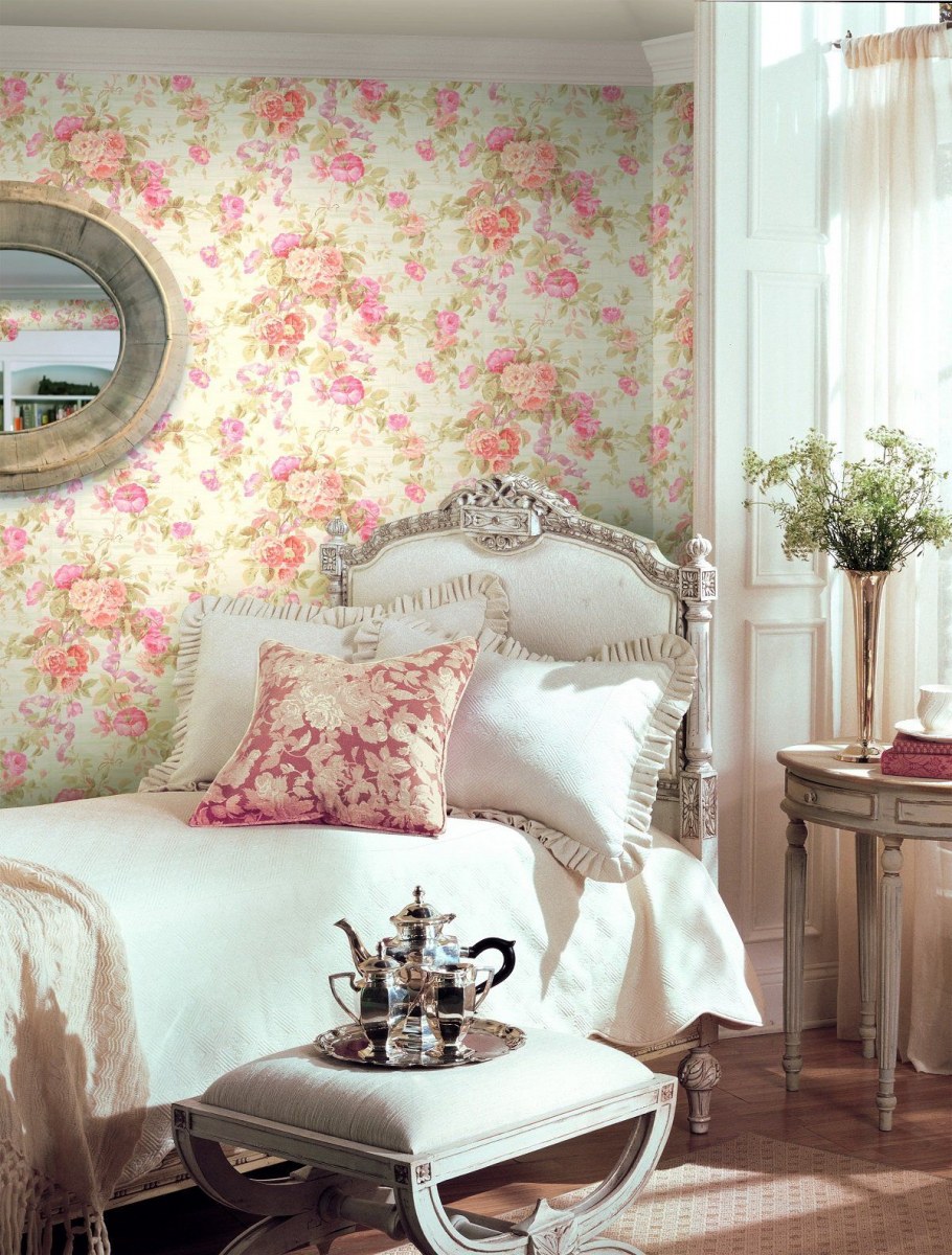 Шторы с цветами в интерьере