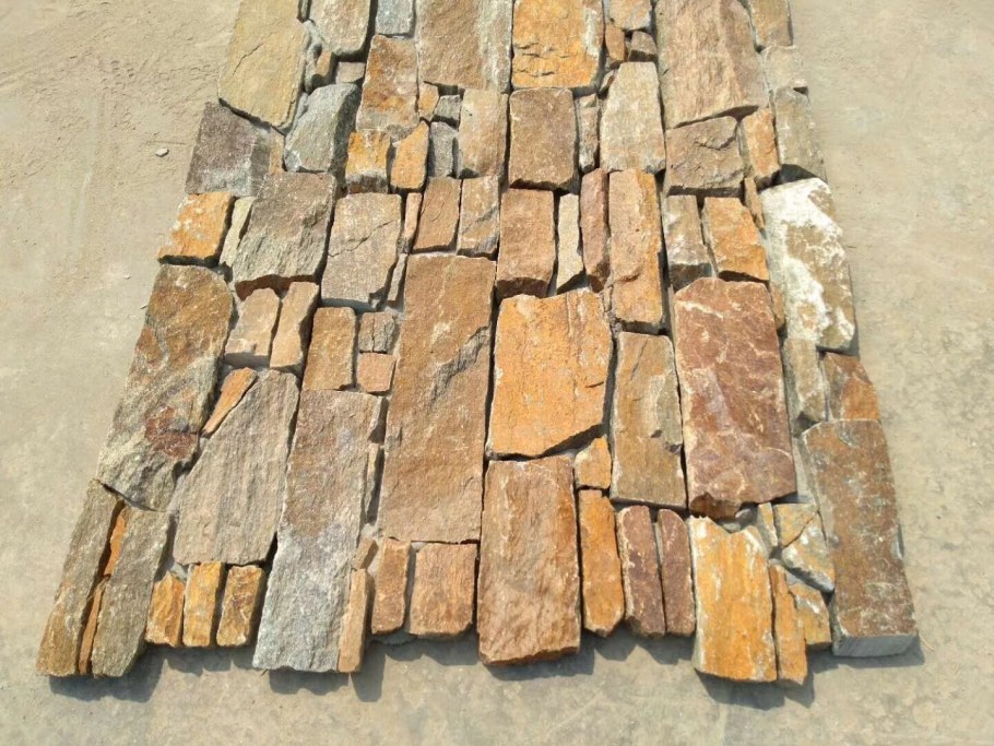 Природные ржавые камни