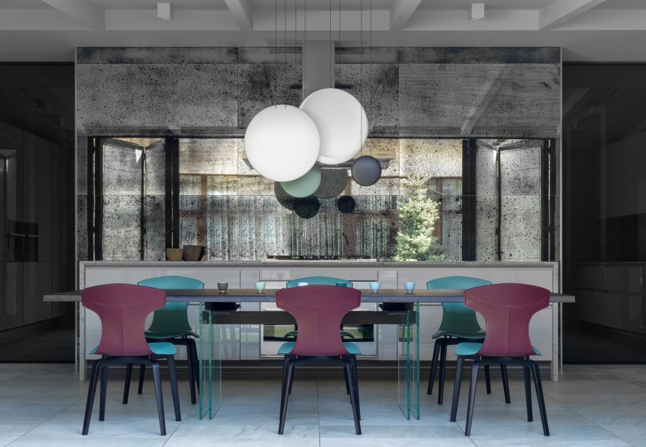 Контраст стен в интерьере бежевый