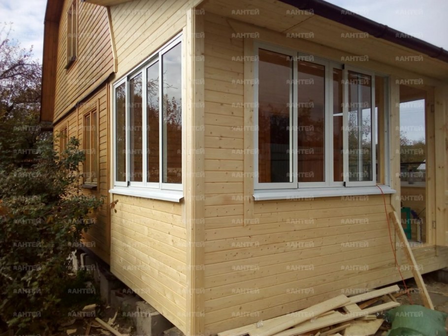 Односкатная каркасная веранда