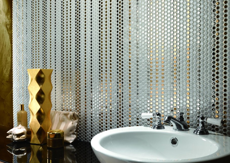 Бело Золотая мозаика в ванной