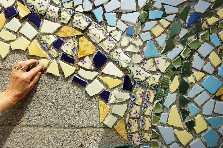 Битая плитка