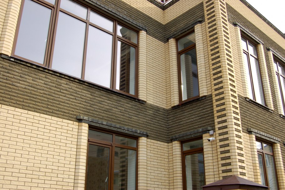 Окантовка окон кирпичом