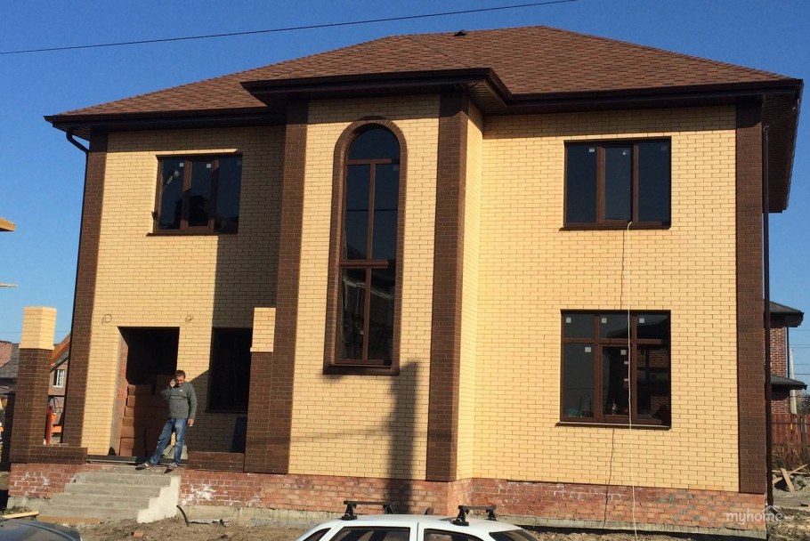 Дом желтый кирпич