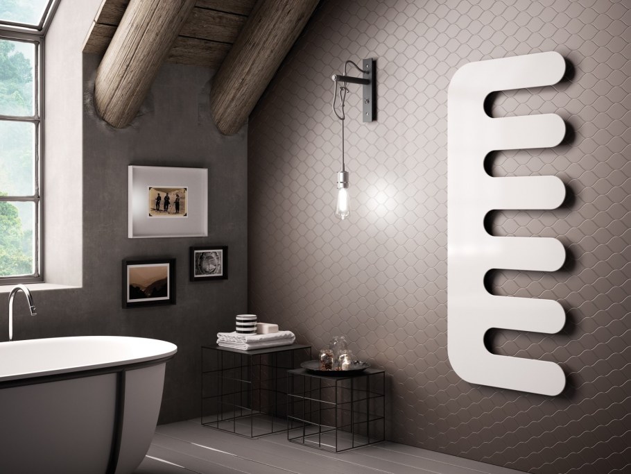 Экран для полотенцесушителя