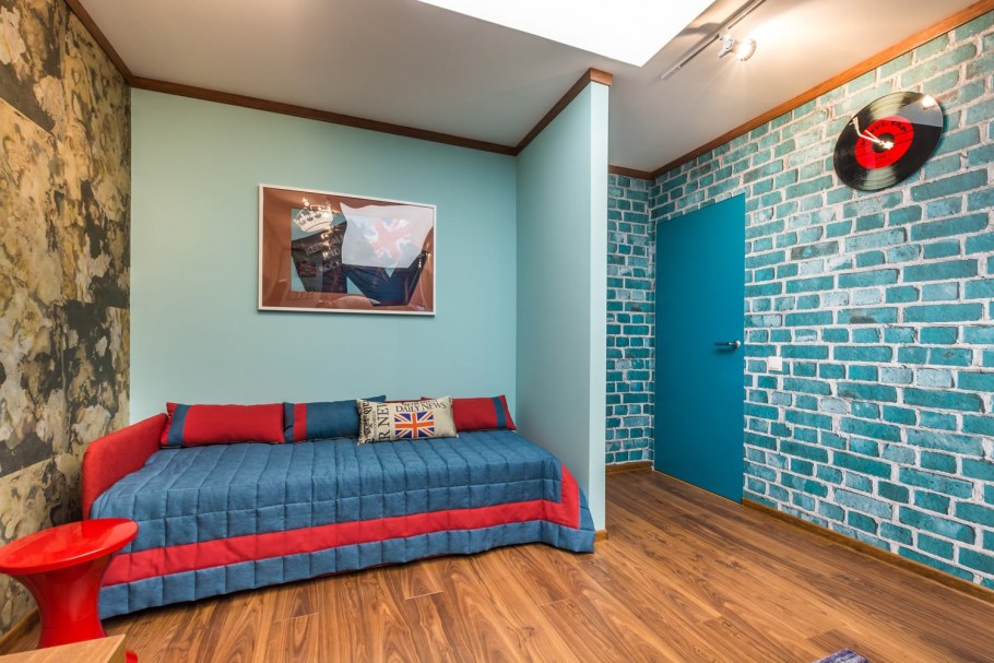 Кирпич в интерьере детской