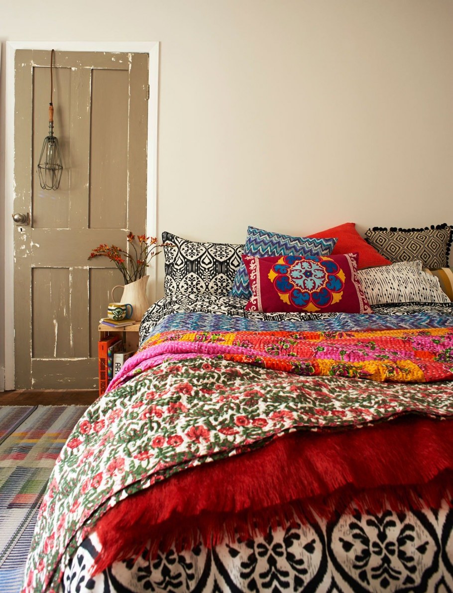 Покрывало в стиле бохо в спальне