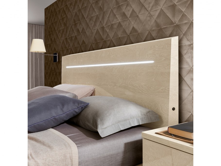 Спинка прикроватная Chesterfield 180