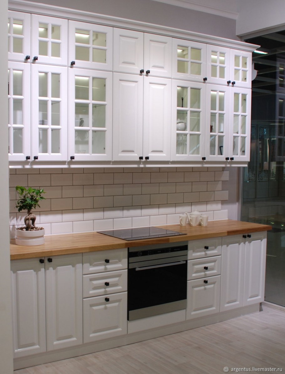 Фасад с фрезеровкой Нормандия Вардек