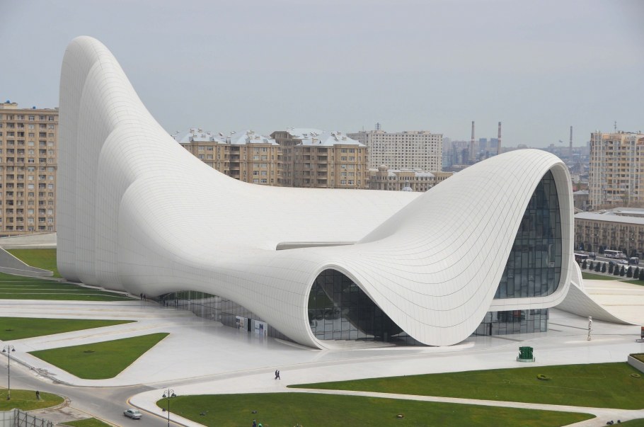 Культурный центр Гейдара Алиева в Баку