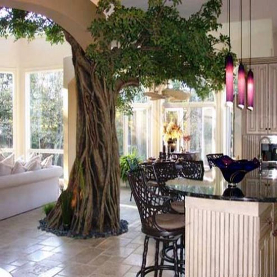 Живое дерево в интерьере