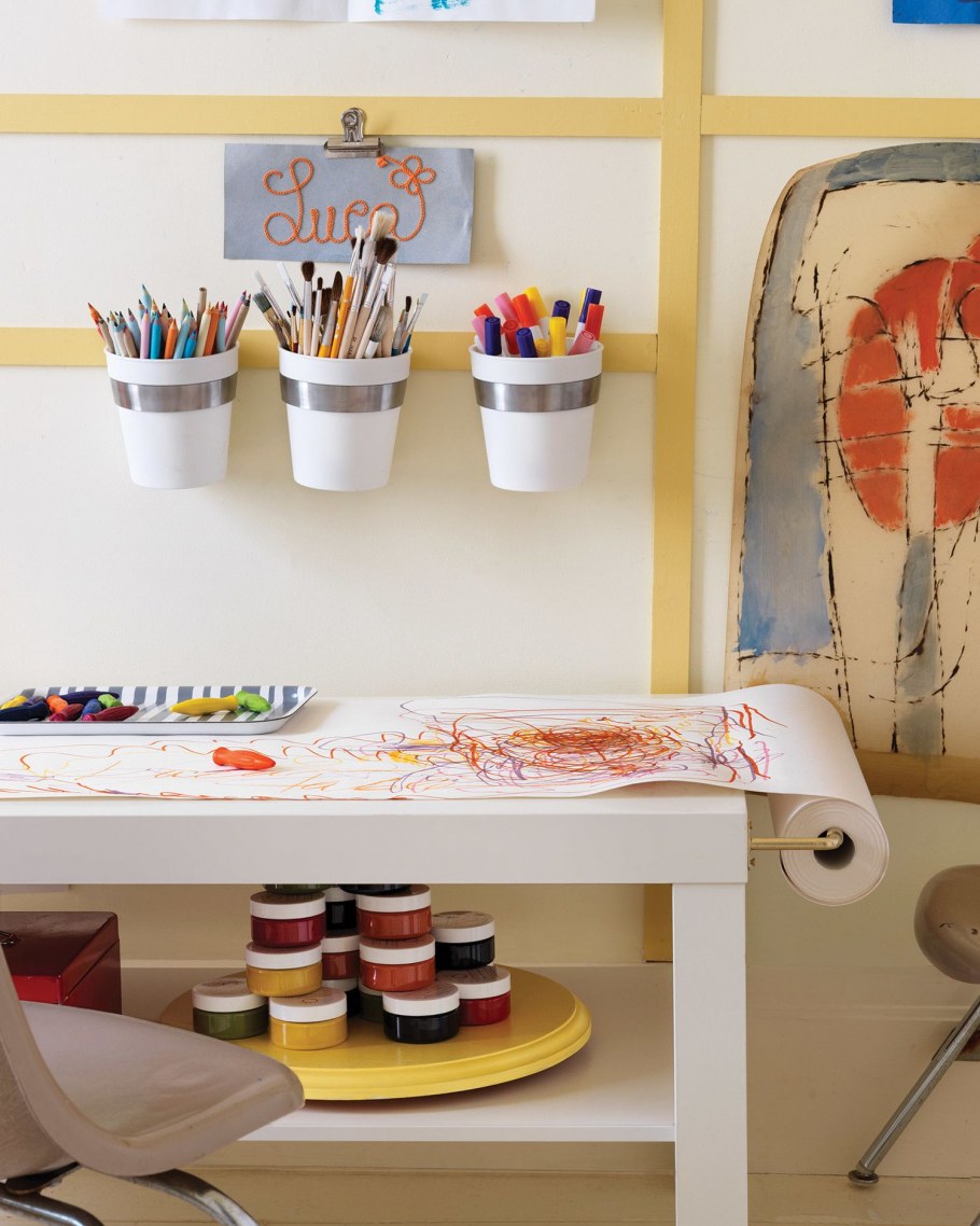 Творческий уголок