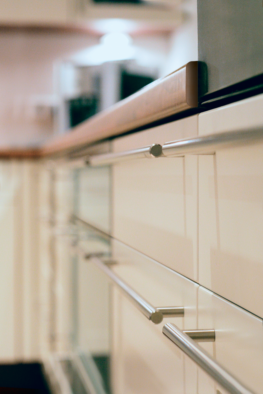 Фурнитура для кухонного гарнитура