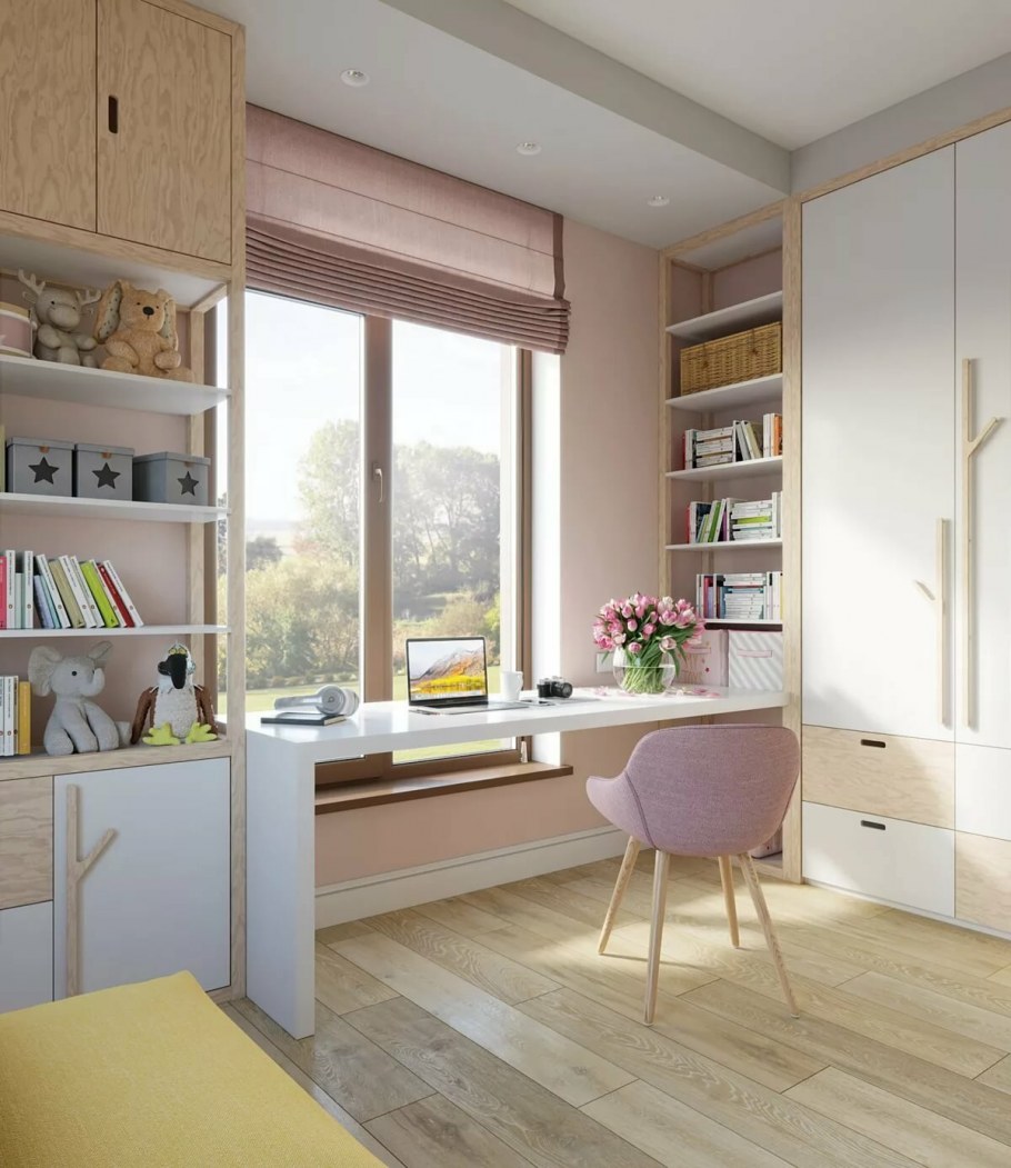 Стол у окна